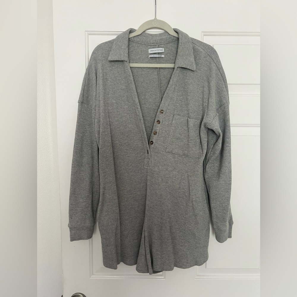 Grey sweater romper